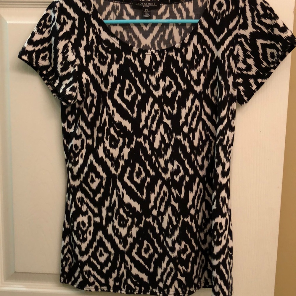 Women’s dressy shirt